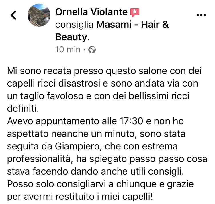 Parrucchiere specializzato nel taglio per capelli ricci